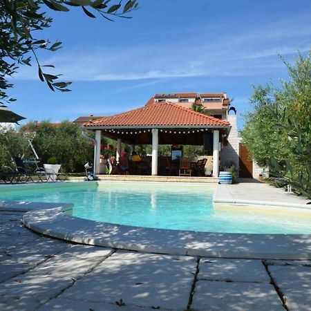 Family Friendly Apartments With A Swimming Pool Povljana, Pag - 244 Exterior foto