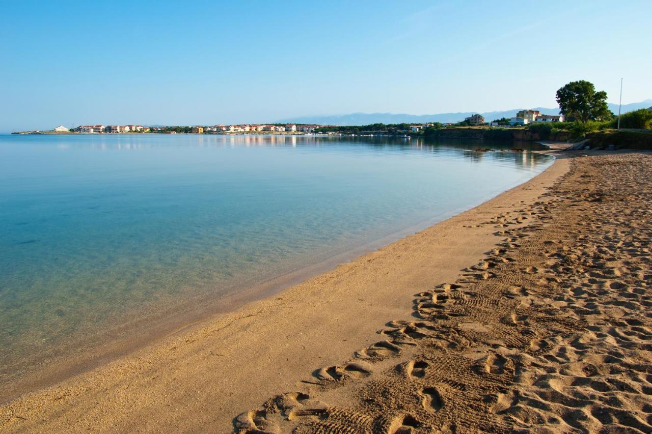 Family Friendly Apartments With A Swimming Pool Povljana, Pag - 244 Exterior foto
