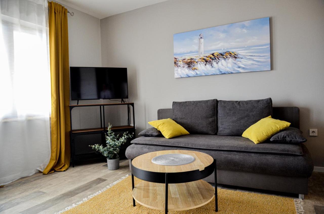 Family Friendly Apartments With A Swimming Pool Povljana, Pag - 244 Exterior foto