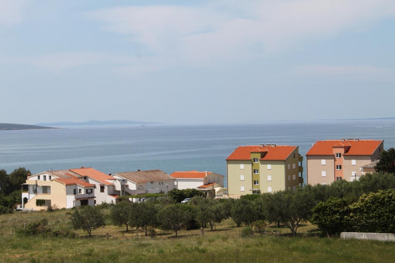 Family Friendly Apartments With A Swimming Pool Povljana, Pag - 244 Exterior foto