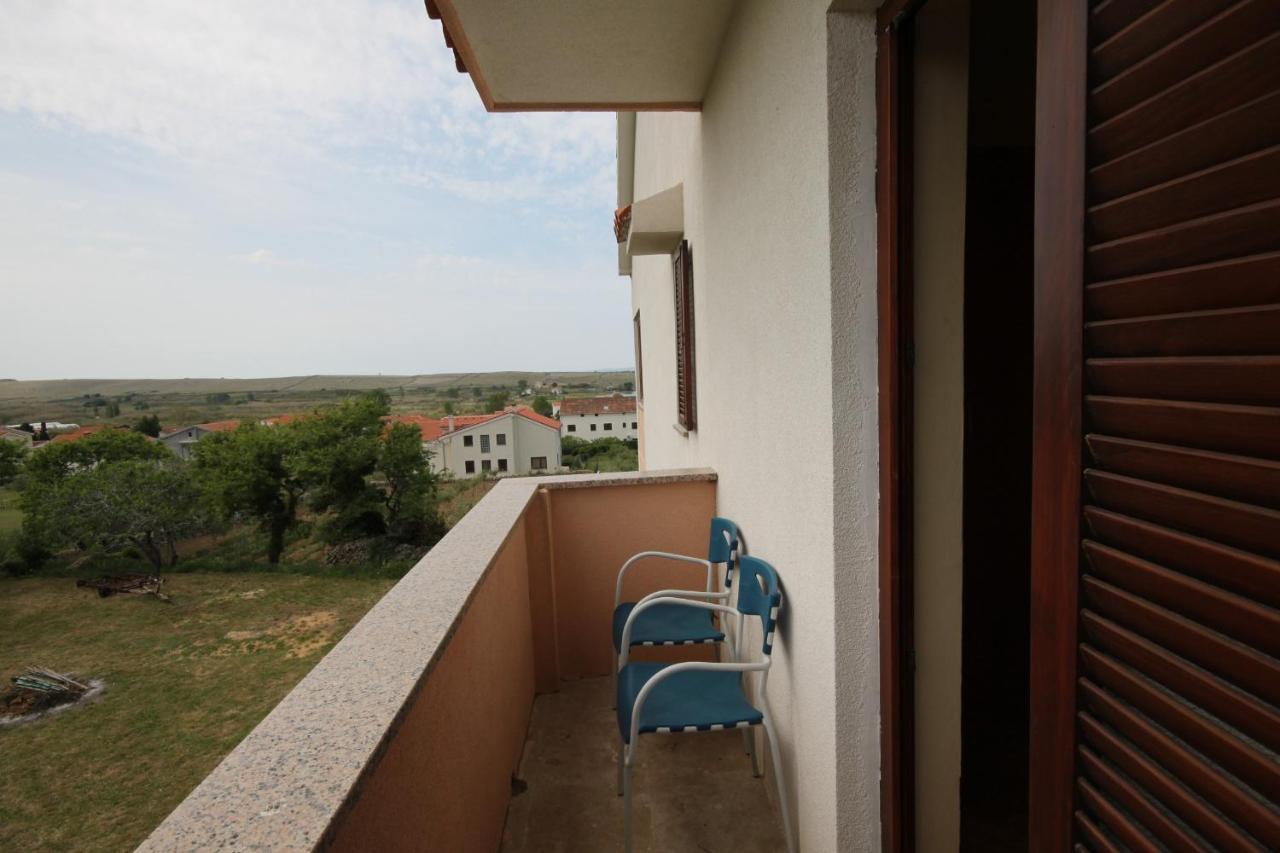 Family Friendly Apartments With A Swimming Pool Povljana, Pag - 244 Exterior foto