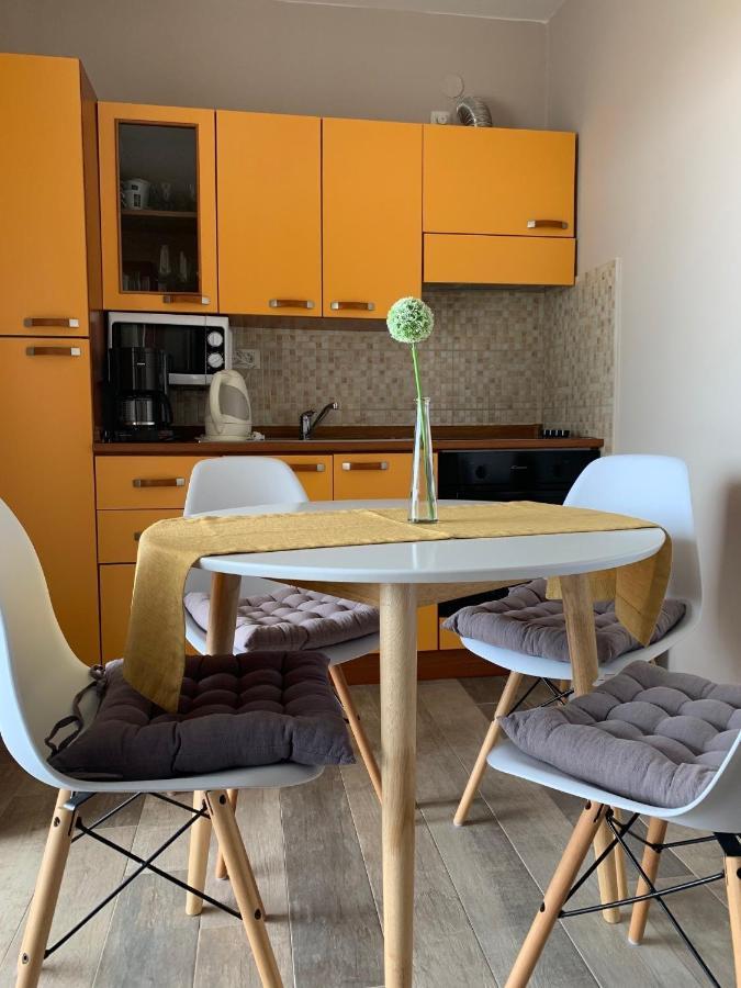 Family Friendly Apartments With A Swimming Pool Povljana, Pag - 244 Exterior foto