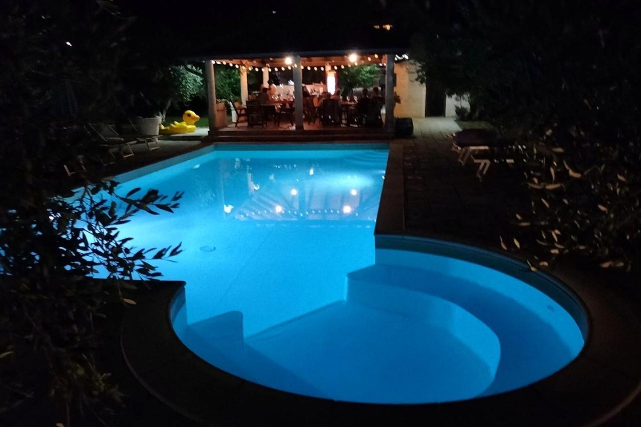 Family Friendly Apartments With A Swimming Pool Povljana, Pag - 244 Exterior foto