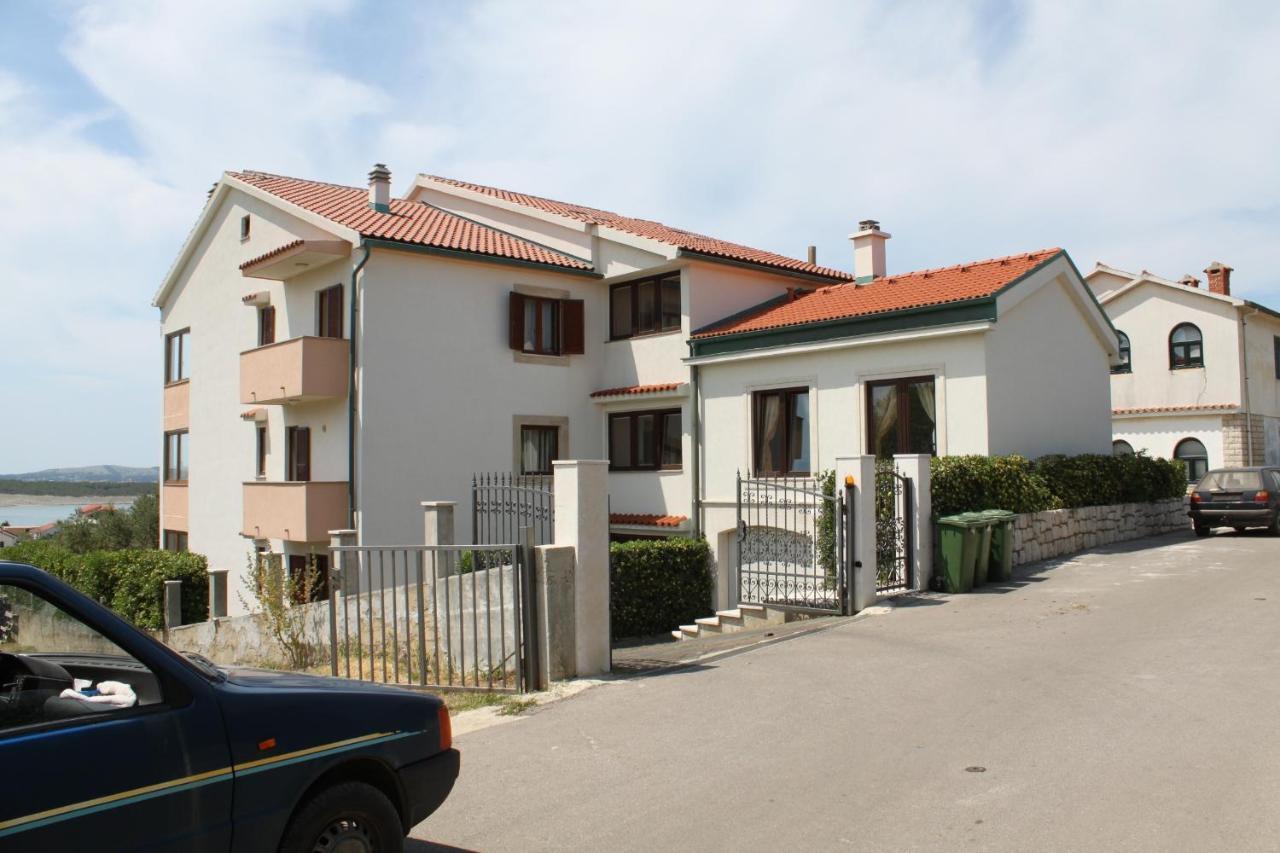 Family Friendly Apartments With A Swimming Pool Povljana, Pag - 244 Exterior foto